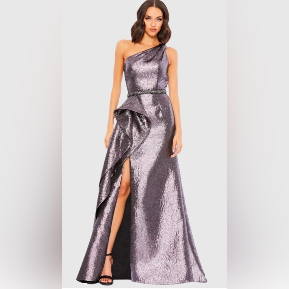 Mac Duggal One-Shoulder Metallic Lavender Gown